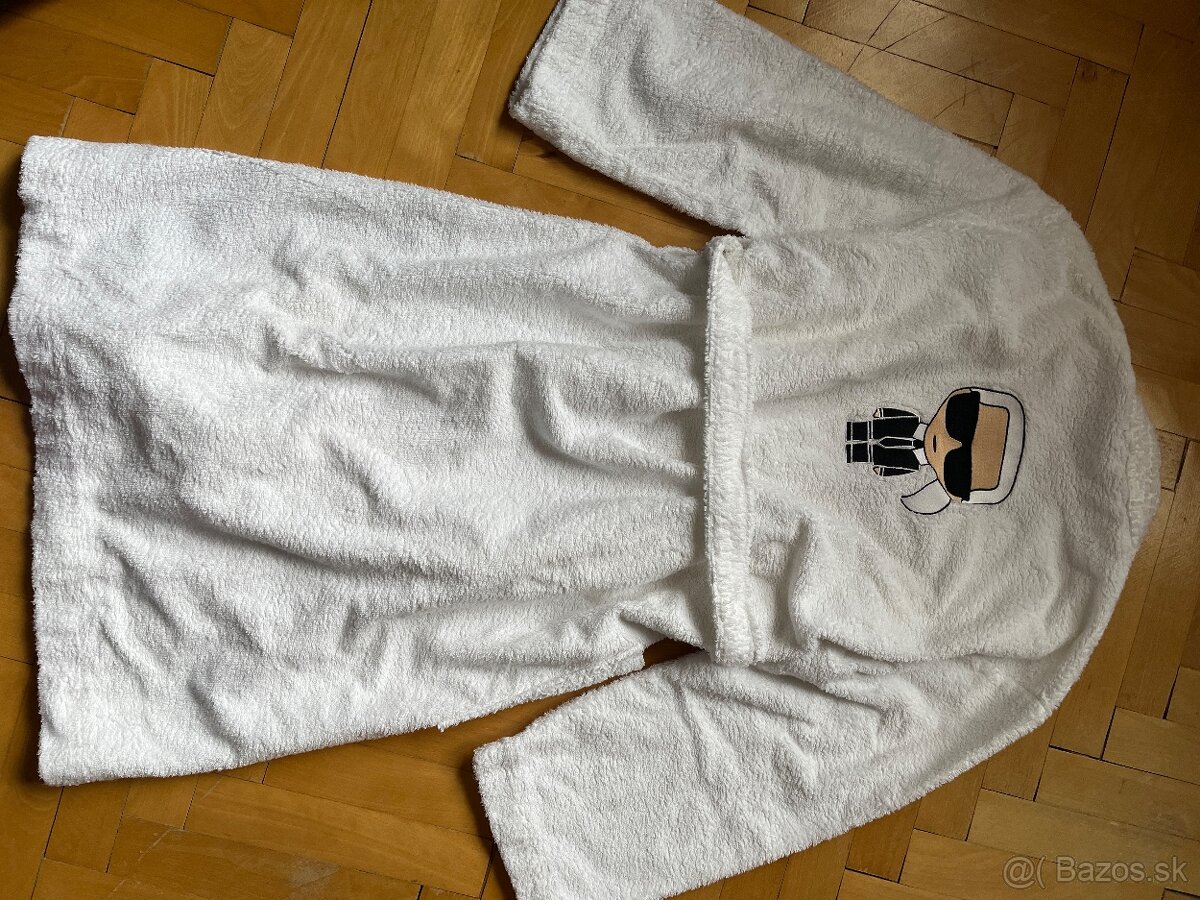 Karl Lagerfeld župan - 2