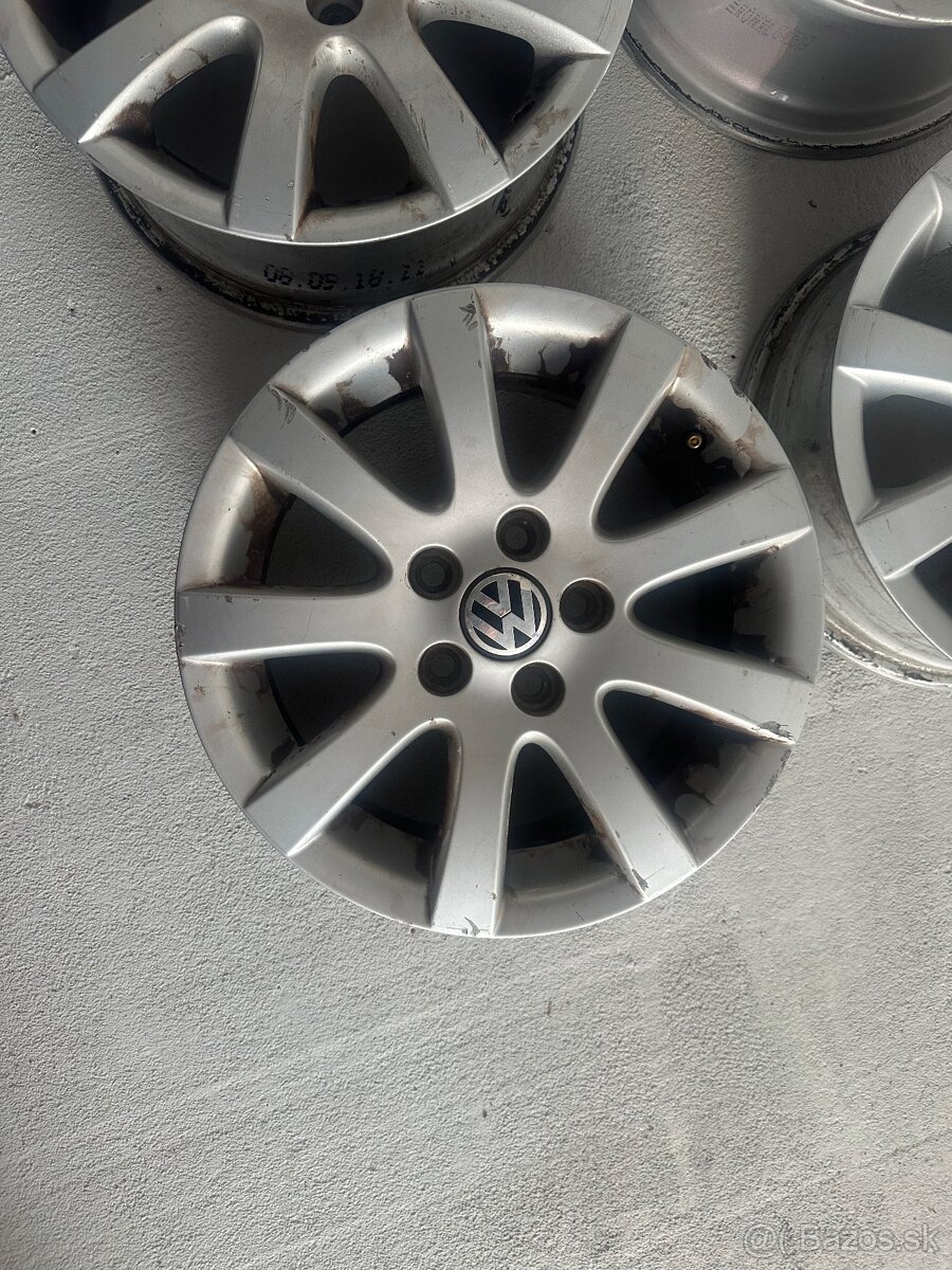 Volkswagen disky r14 - 2