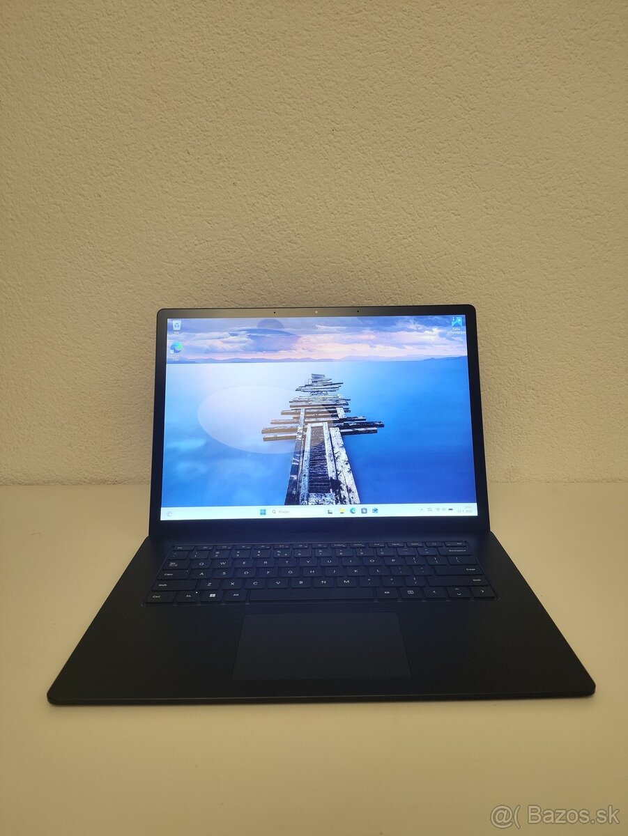 Microsoft Surface Laptop 5 15" | Intel Core i7 1265U • 32 G - 2