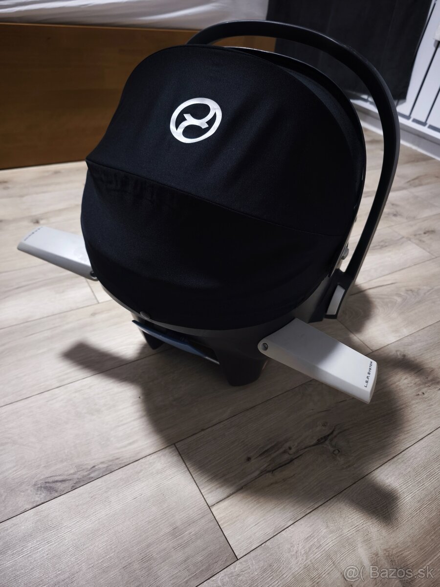 Autosedačka / vajíčko Cybex - 2