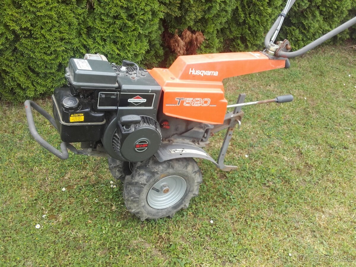 Husqvarna T 520-traktorik - 2