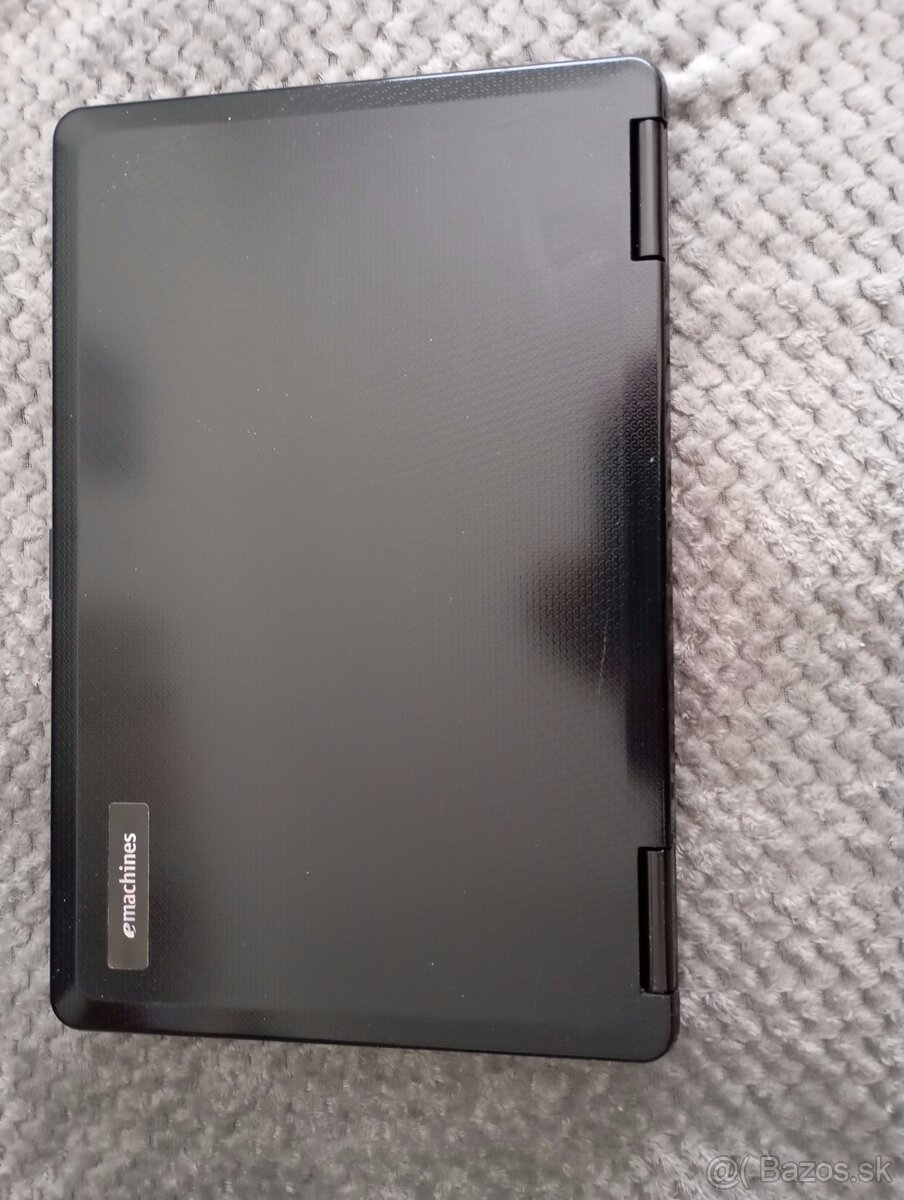 predám notebook ACER EMACHINES E725 , WINDOWS 8 - 2