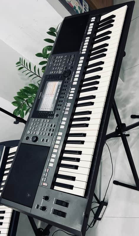 Yamaha psr s 770 - 2