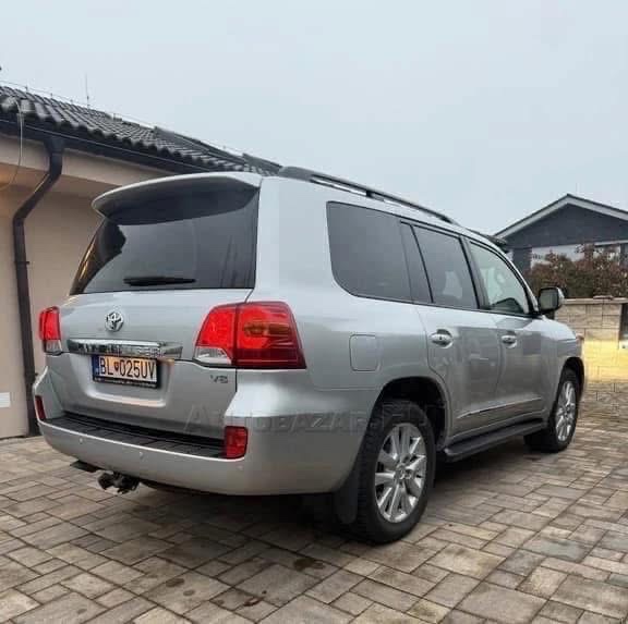 Toyota Land Cruiser V8 4.5 I D-4D Lux+ 7m