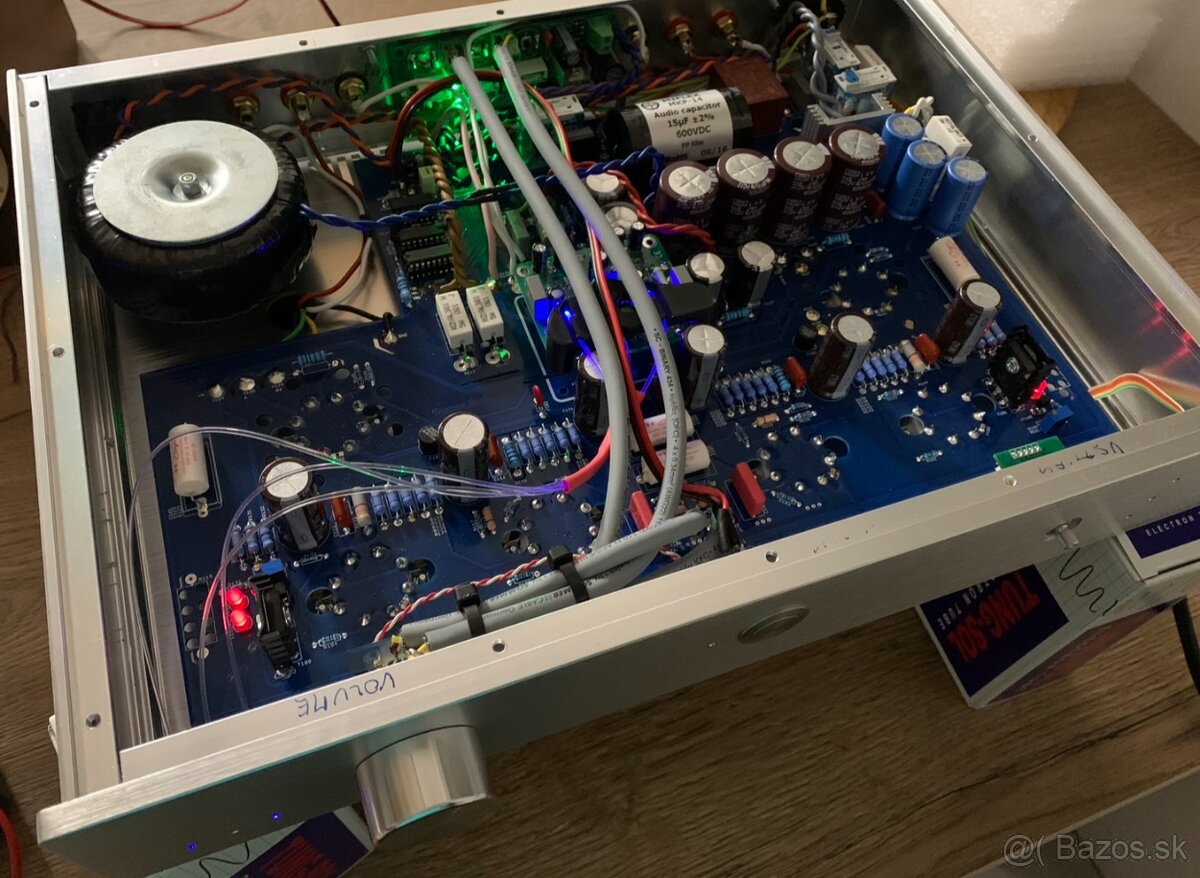 Elektrónkový zosilňovač - 2