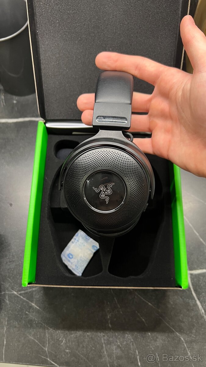 Razer Kraken V3 Pro - 2
