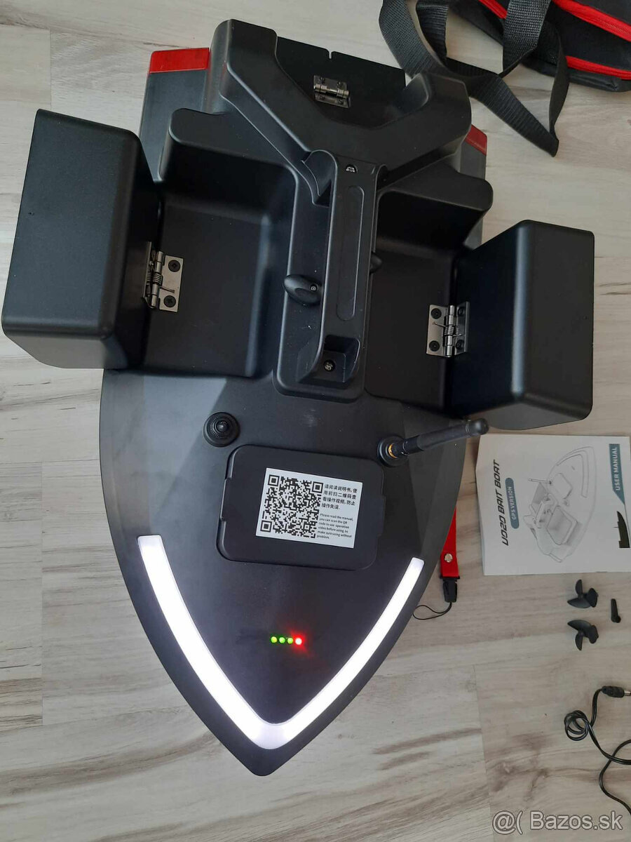 GPS zakrmovacia lodka - Zavazacia 12.000mAh 2Kg čierna ✅ - 2