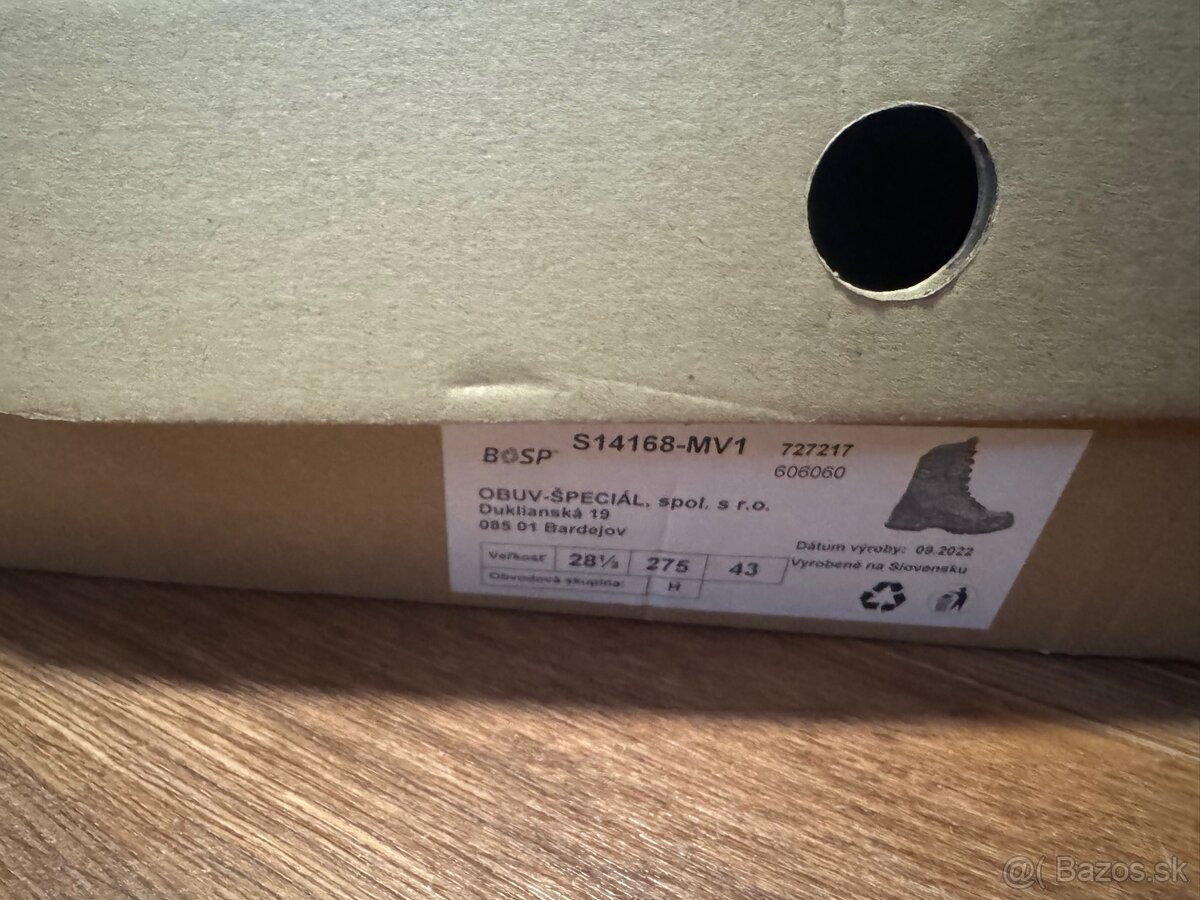BOSP zimná trekova obuv veľ. 43, momentálne rezervované. - 2