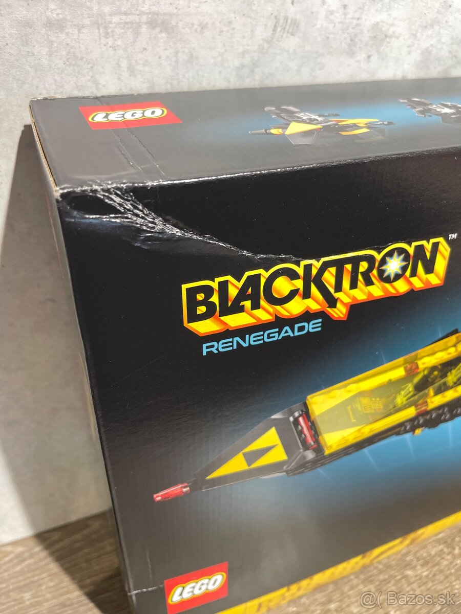 LEGO Icons 10355 Blacktron Renegade - 2