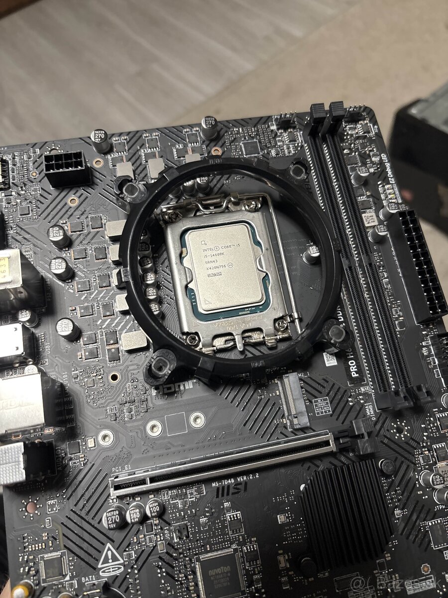 Intel Core i5-14600K + MSI PRO H610M-E DDR4 - 2