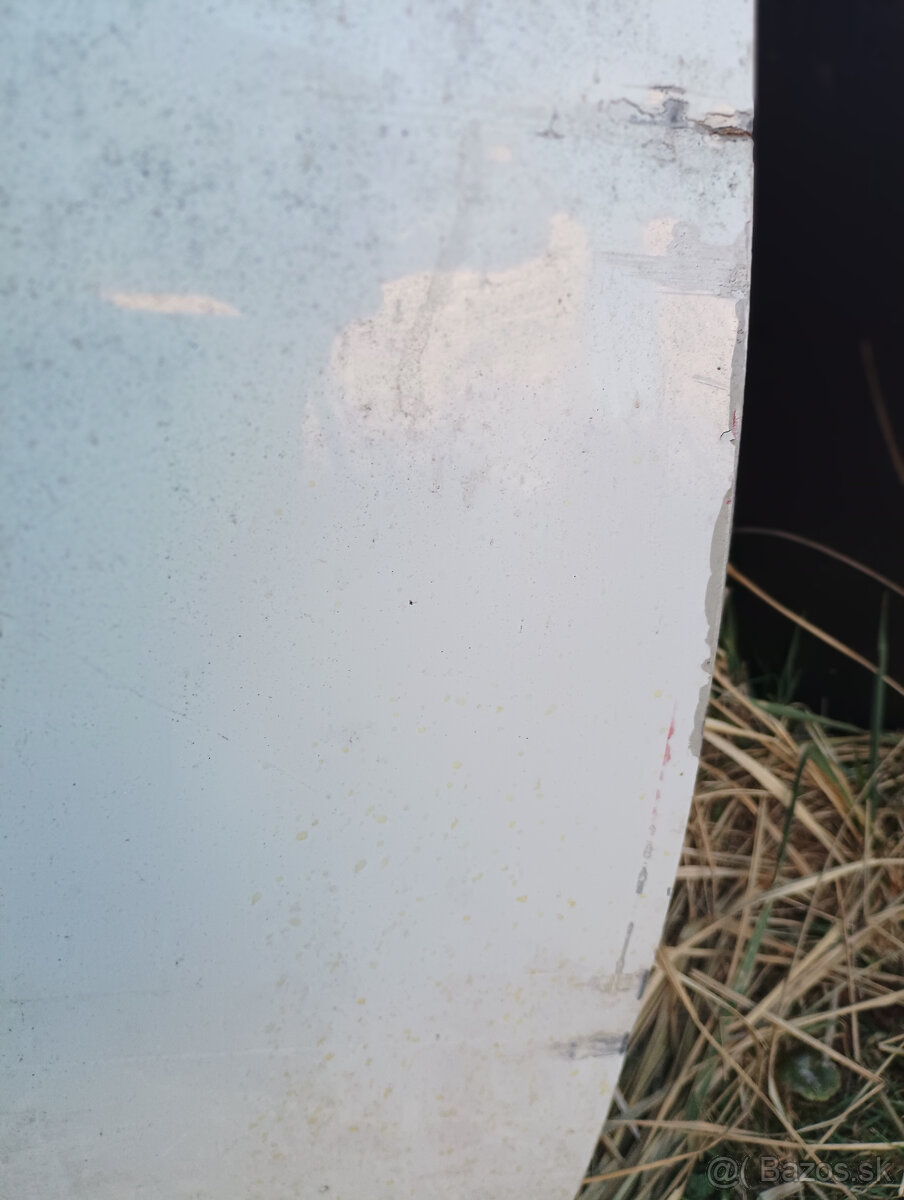 megan 3 coupe P dveřě - 2