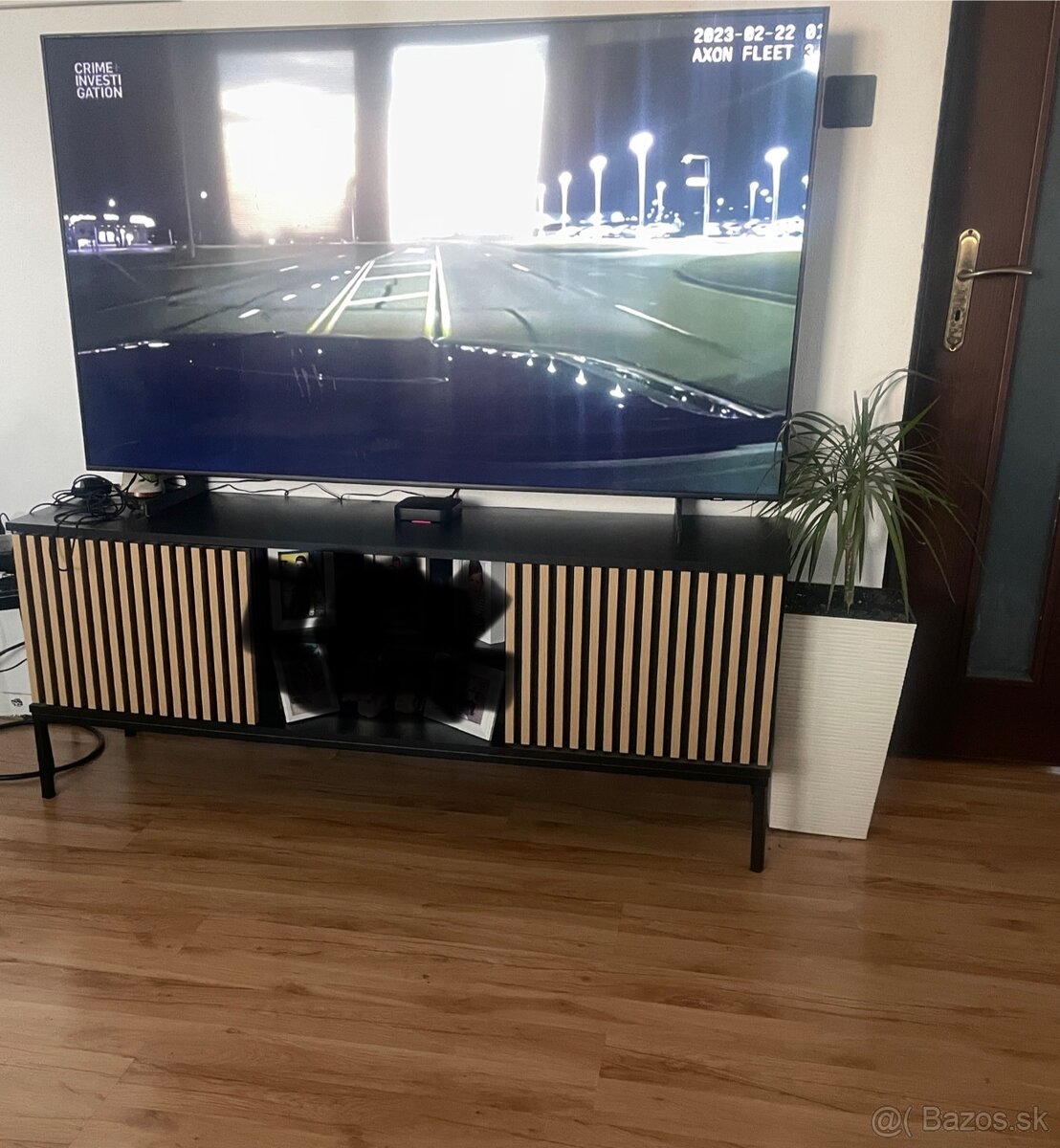 Skriňa + TV stolík - 2