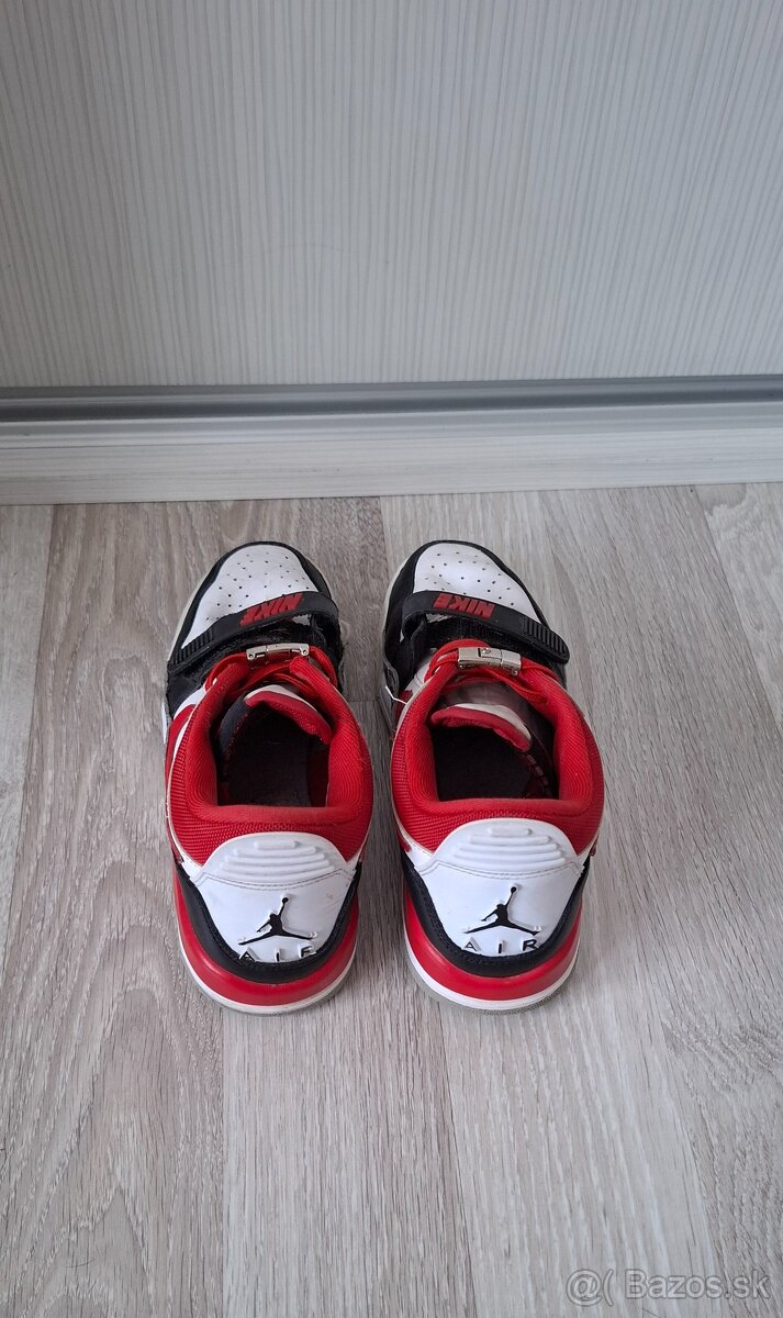 Teniaky Nike Air Jordan - 2