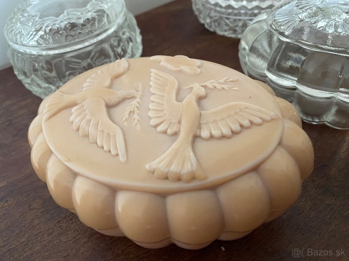 Sklenene dozy/ sperkovnice - 2