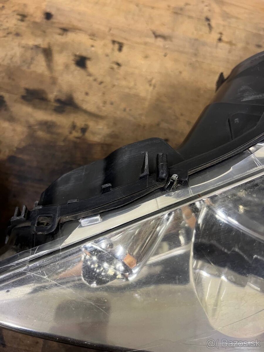 Predné Svetla Peugeot 308 - 2