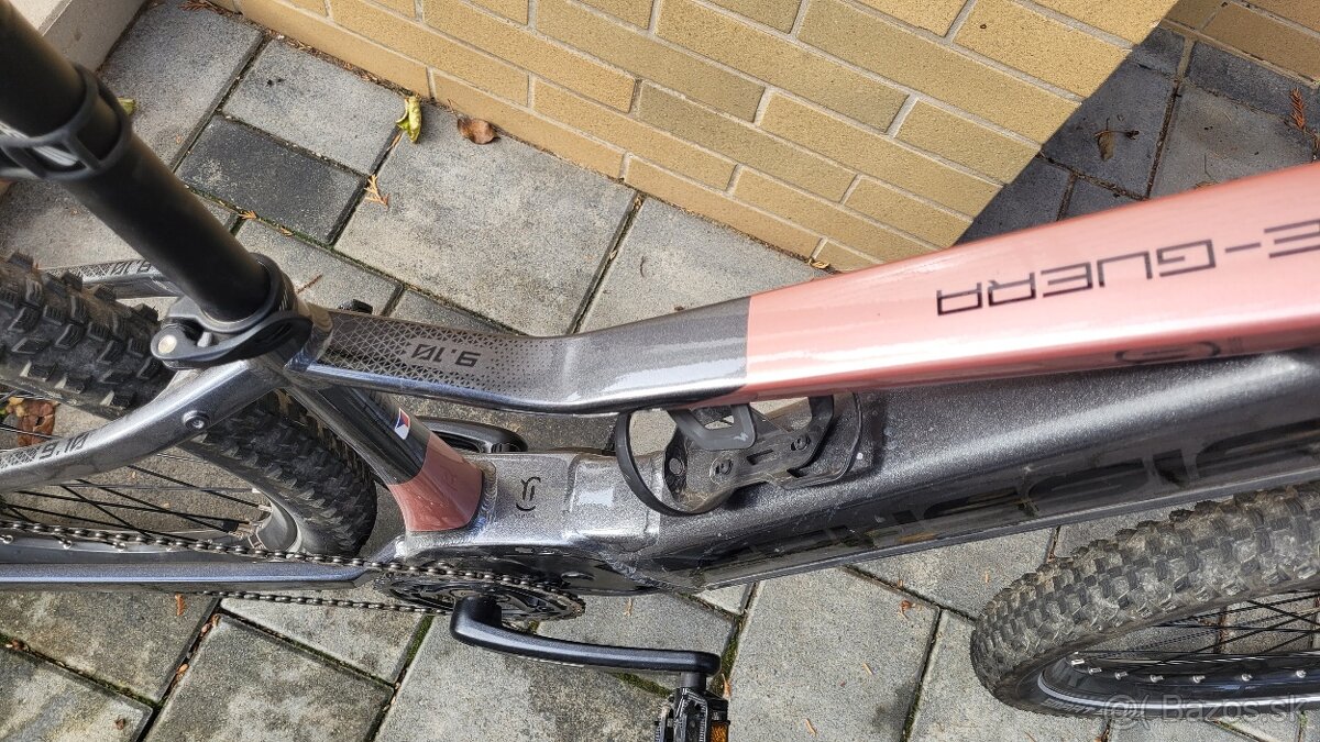 Crussis E-Guera 9.10 - 2