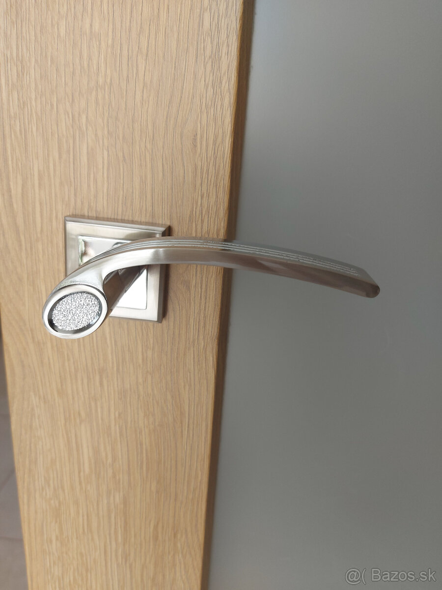 Kľučka na dvere - 2