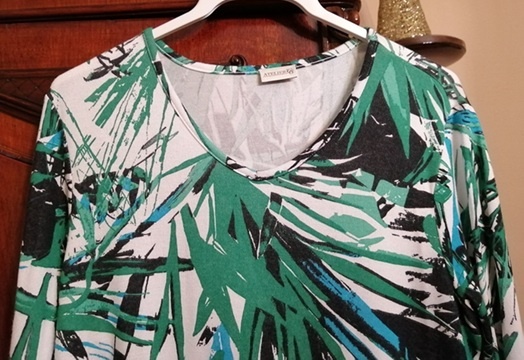 DÁMSKY TOP veľ.42/44 - 2