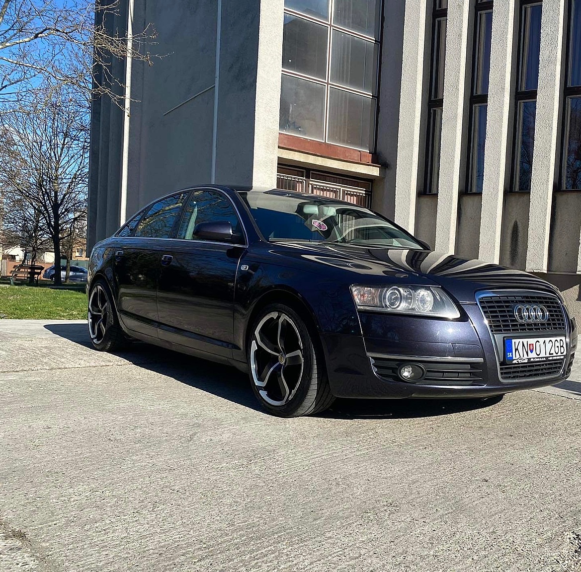 Audi A6 3.2 - 2