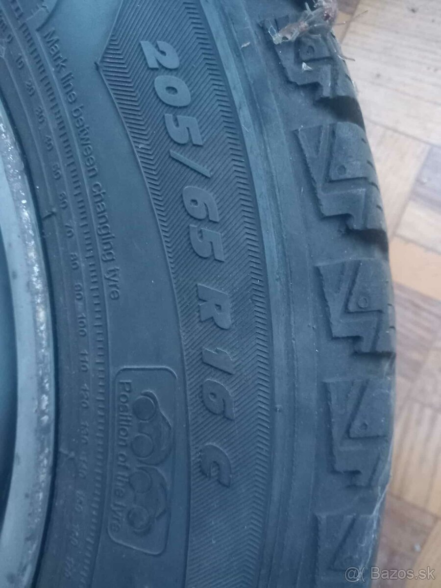 Plechové disky s pneumatikami na dojazd - 2