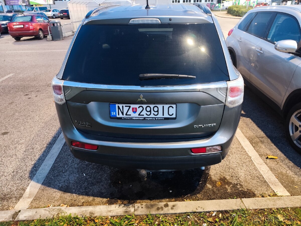 Mitsubishi outlander 2.2 di-d 110kw - 2