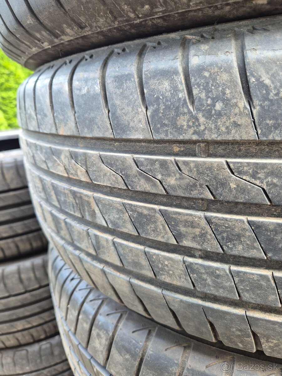 225/60 r17 firestone - 2