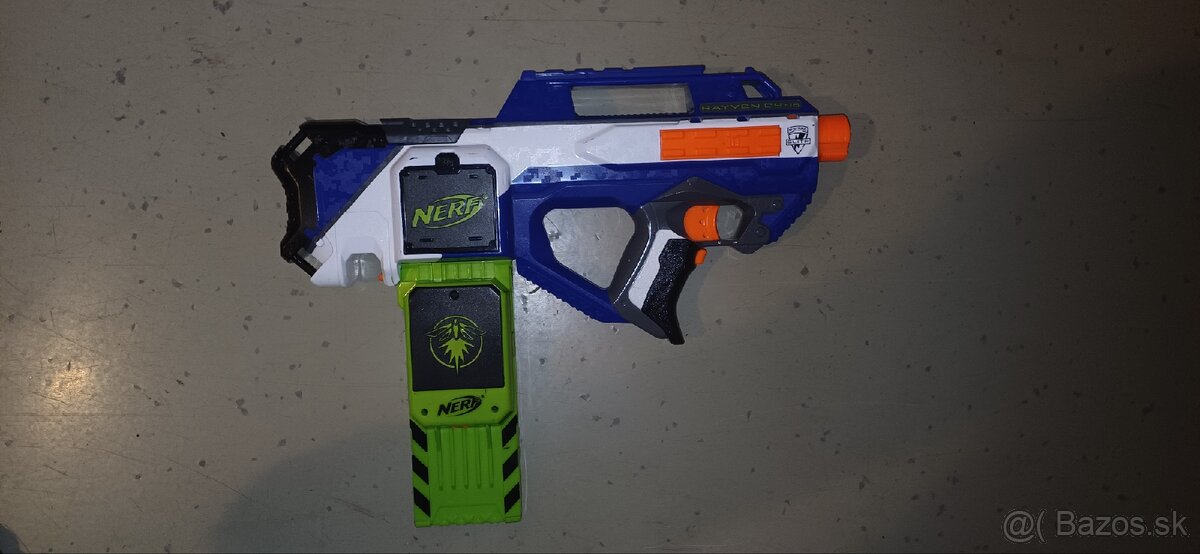 NERF zbran - 2
