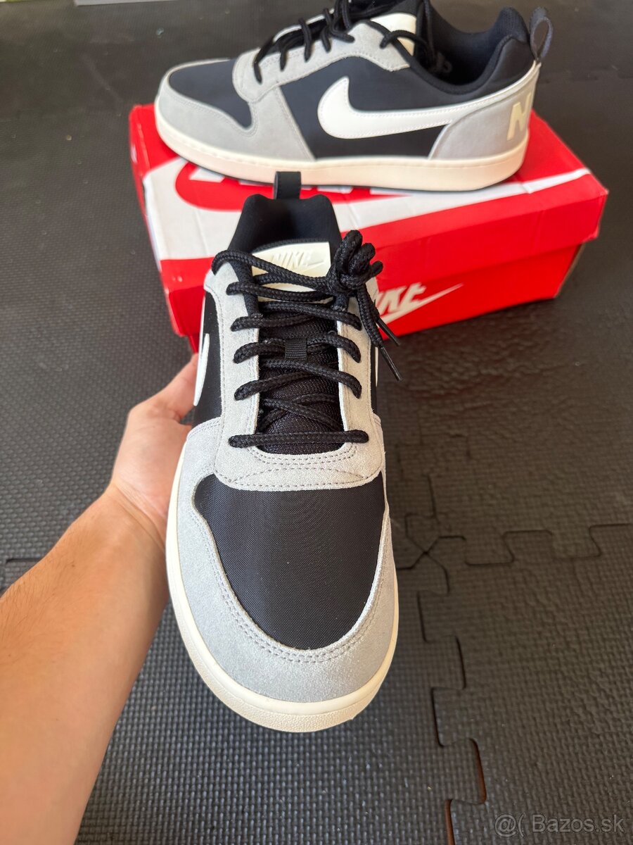 Nike Tenisky Cierno Sive - 2