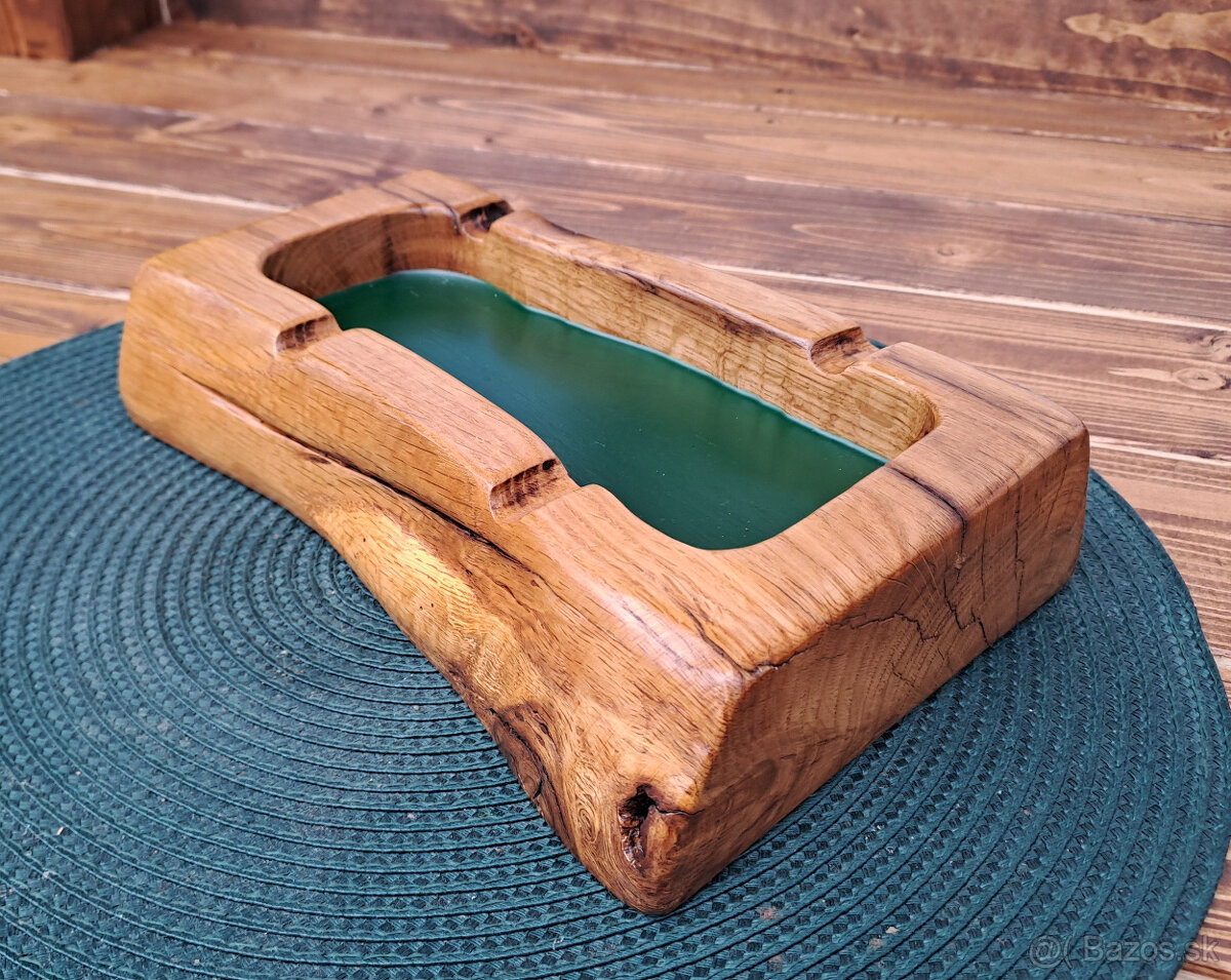 Popolník z dreva a epoxidovej živice - 2