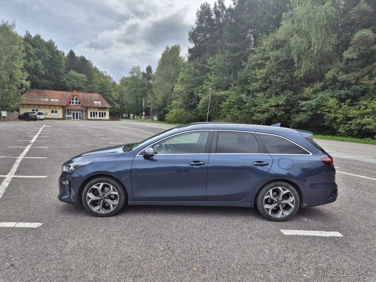 KIA Ceed Combi 1,6 automatc - diesel - 2