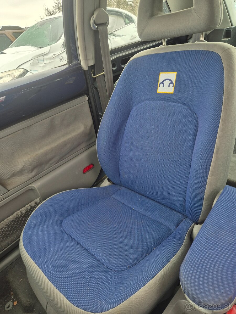 New Beetle sedadlá - 2