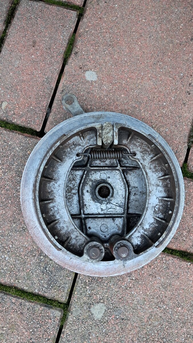 Brzdový štít kývačka - 2