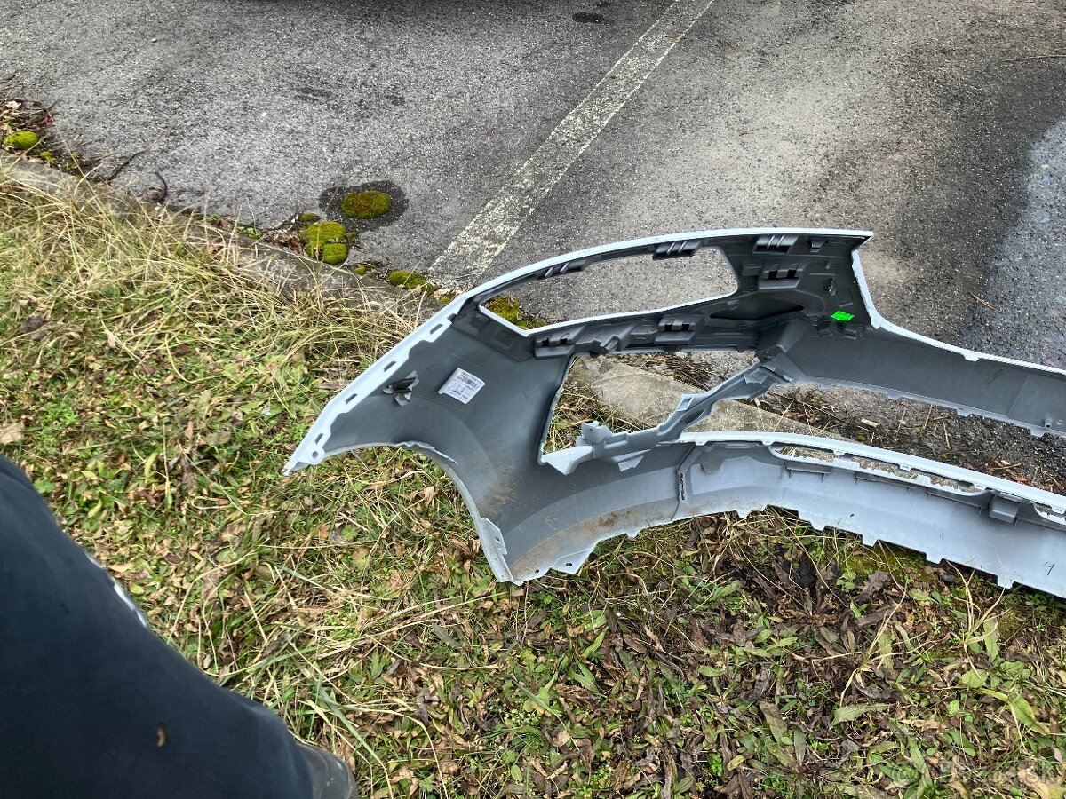 Predni naraznik skoda Kamiq Bily lift - 2