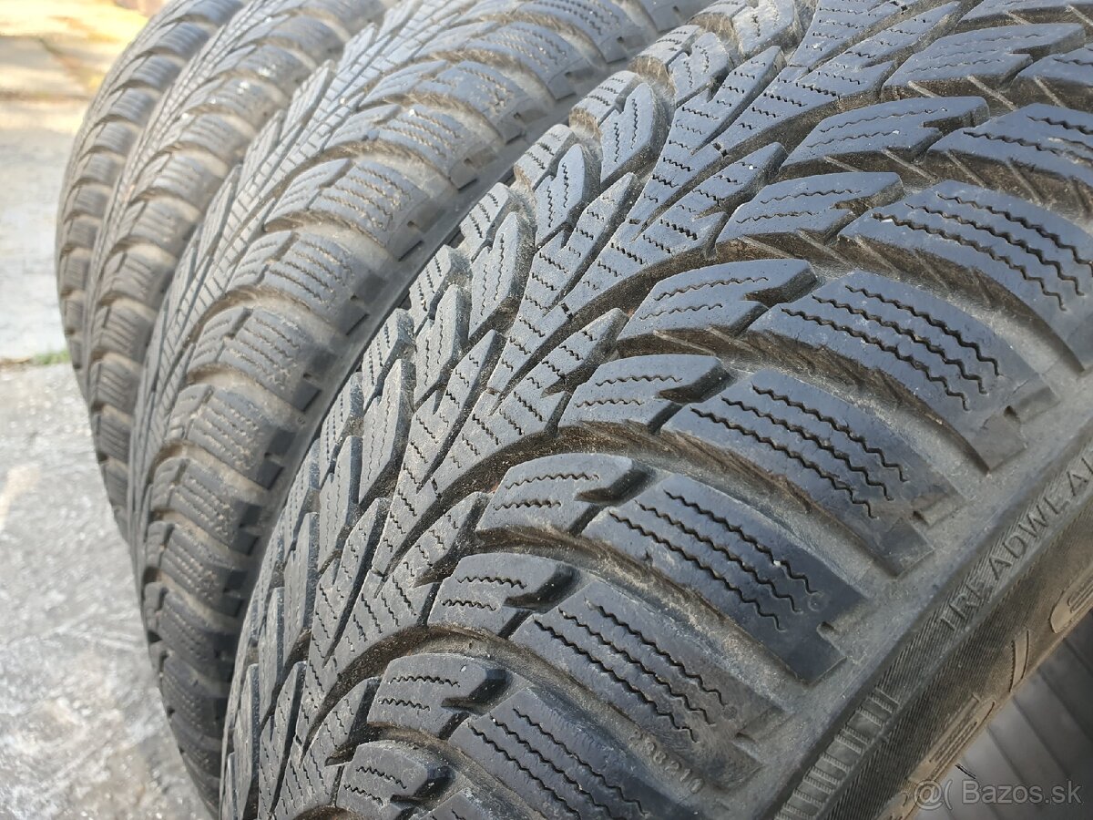 185/60R15 Nokian Wr D3 - 2