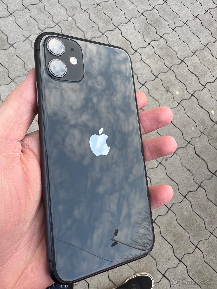 Apple iPhone 11 - 2