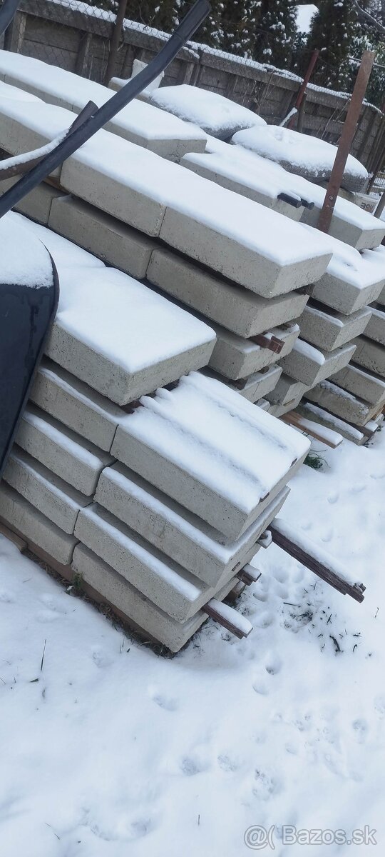 Betónové kocky - 2