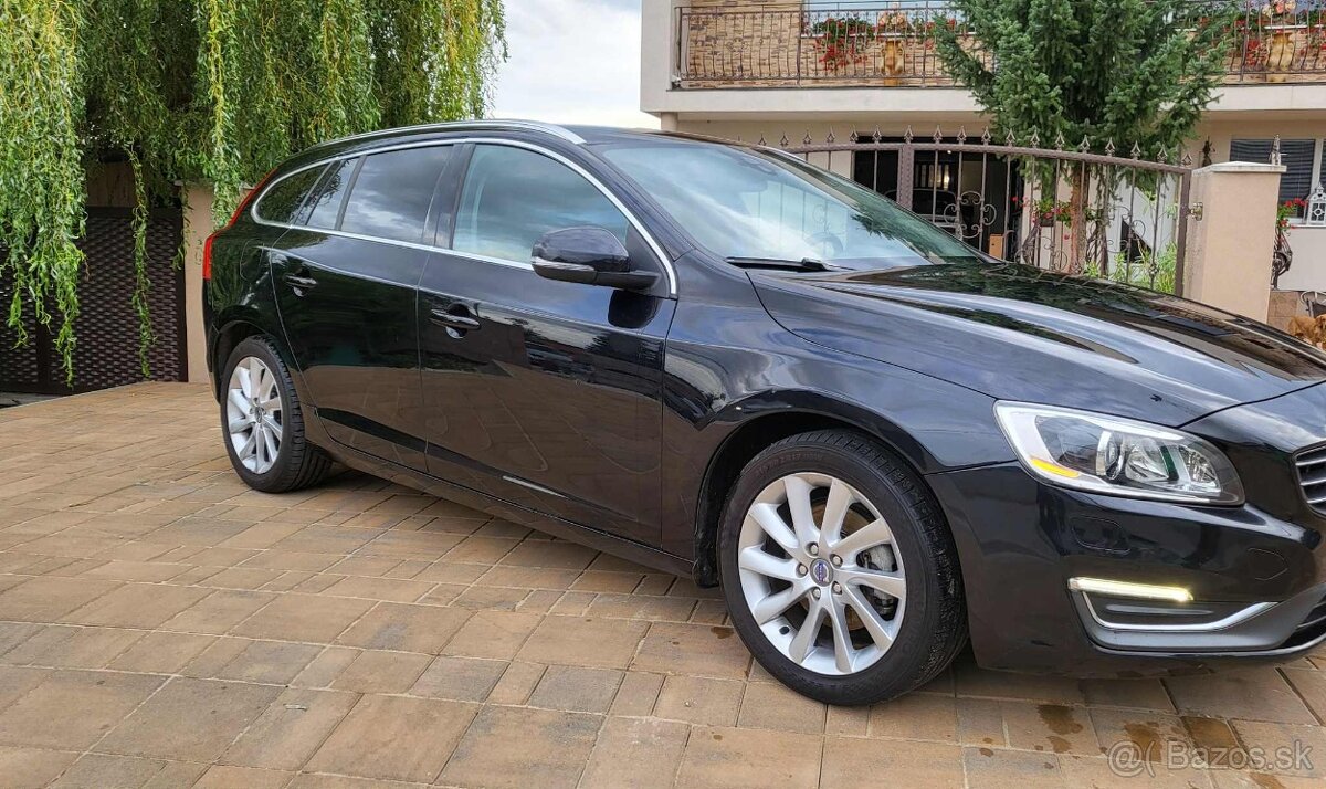 VOLVO V60 d4 133kw AUTOMAT - SUMMUM - 2