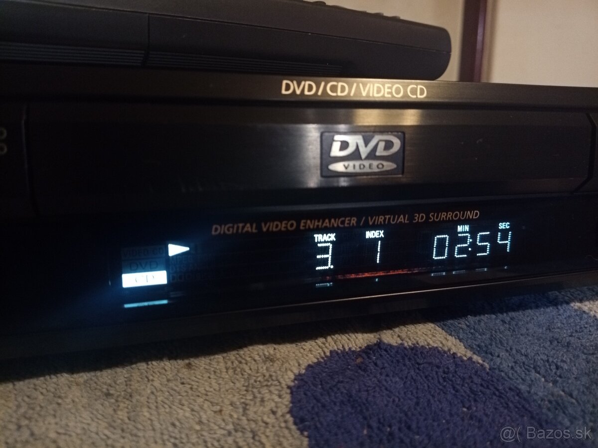 Sony CD a DVD player - 2