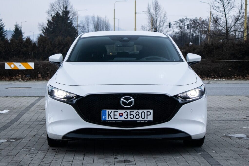 Mazda 3 90kW (2020). - 2