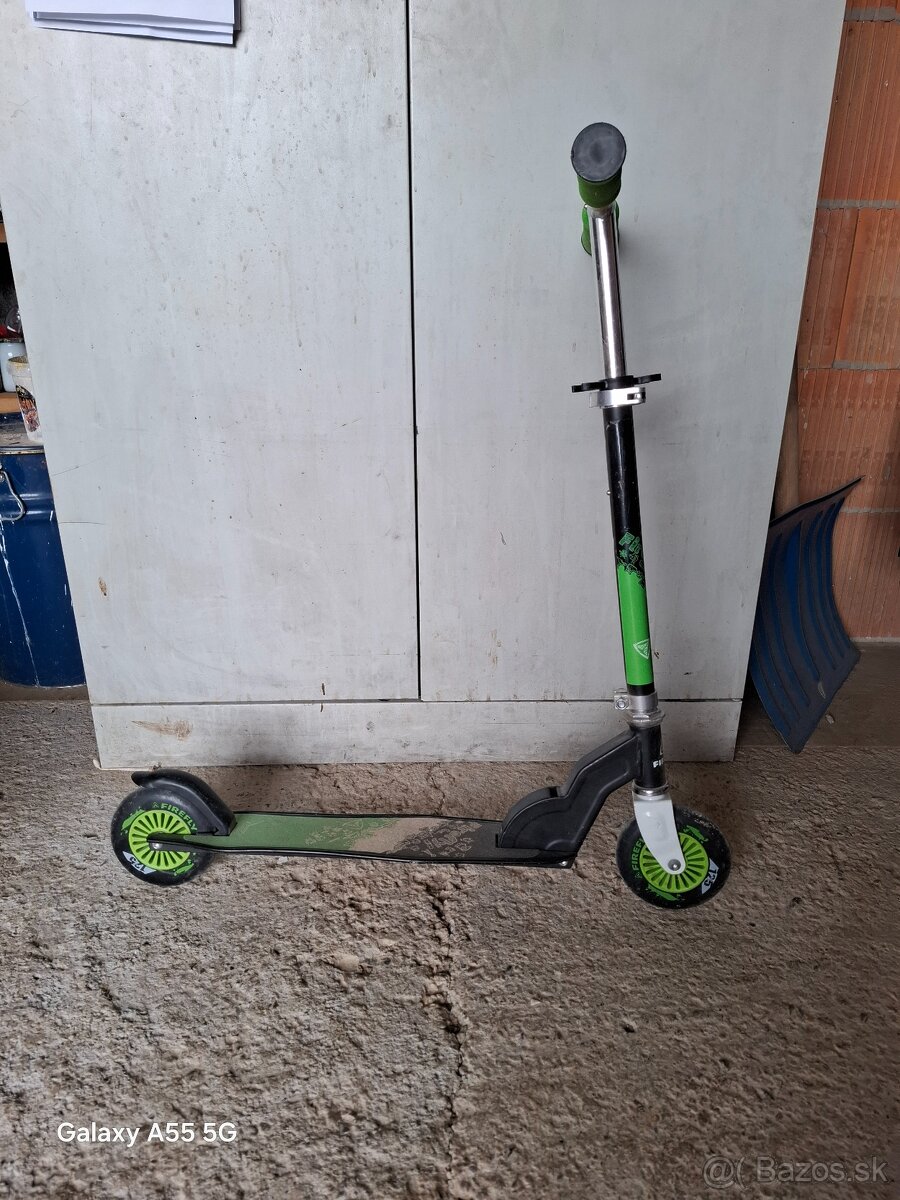 Predám detskú kolobežku - 2