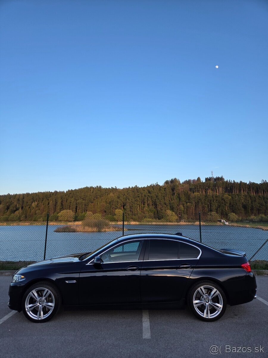 BMW 530XD sedan - 2