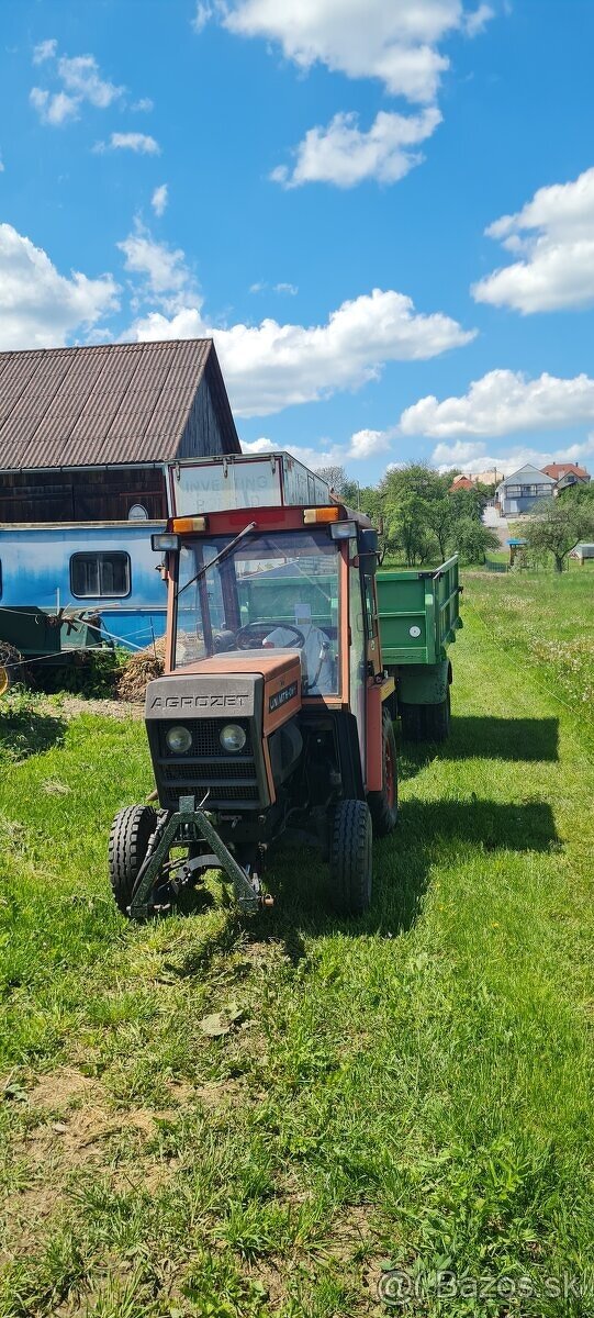 predaj vlecku sklapac za traktor - 2