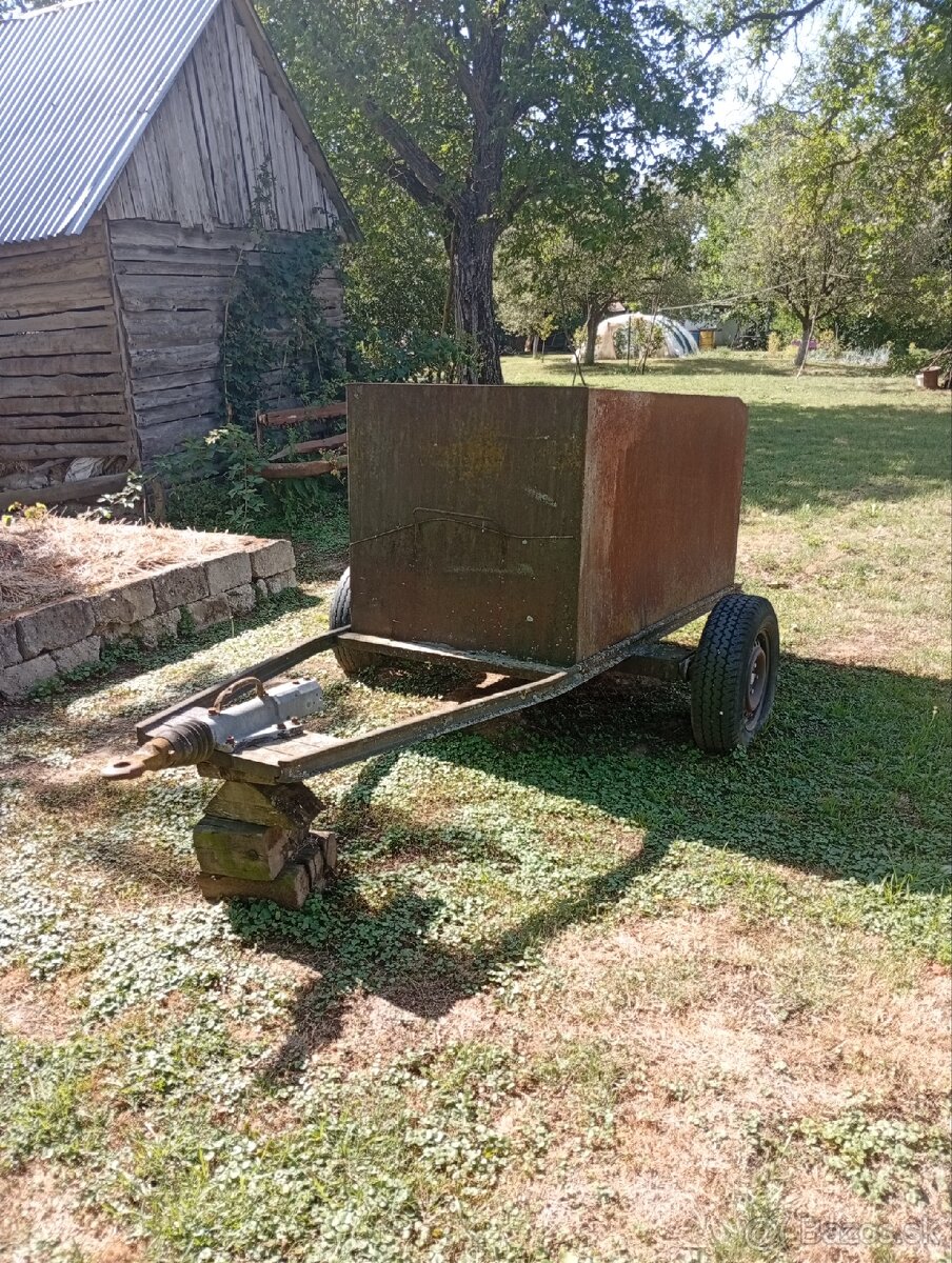 Vlečka za traktor - 2