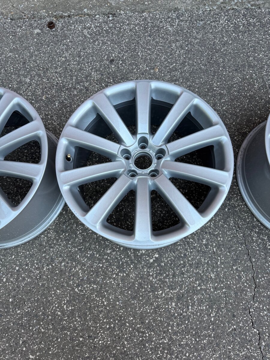Predám VW Omanyt R19 - 2