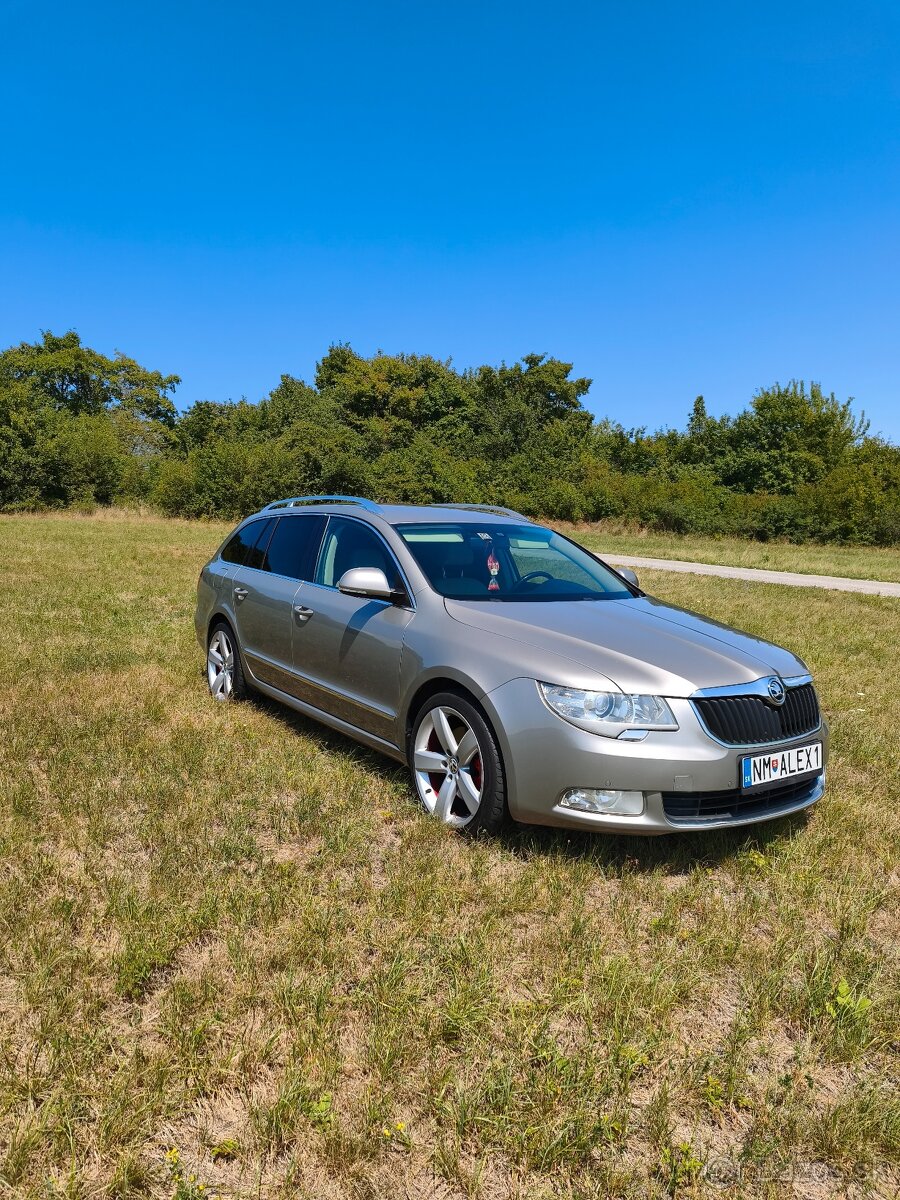 Predám Škoda Superb Combi 125kw 4x4 - 2