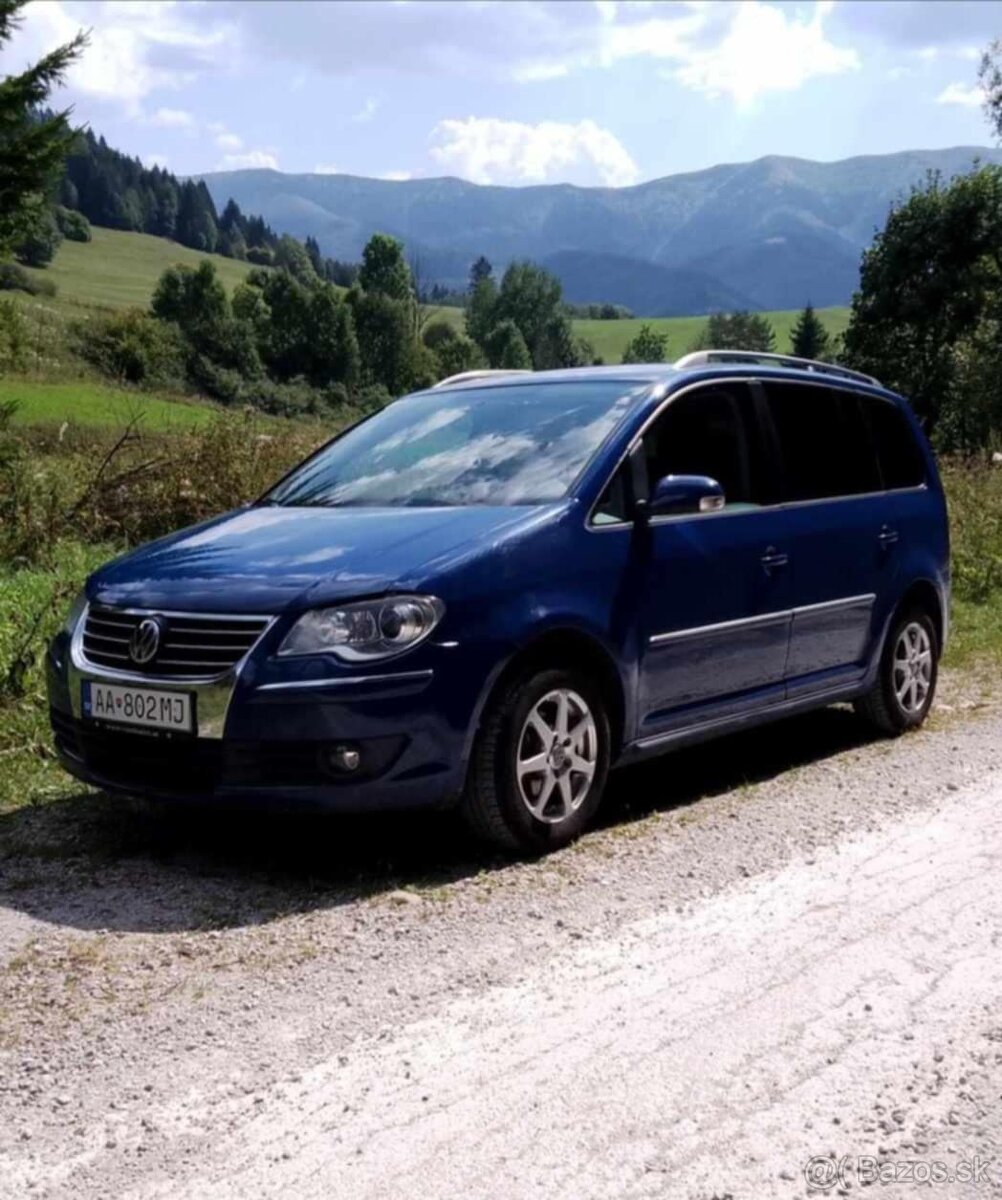 VW touran 1,4 TSI 7 miestny - 2