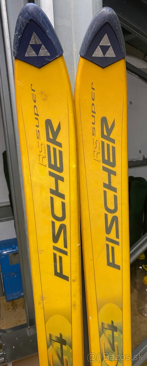 - - - Lyže Fischer RC4 RS super + viazanie TYROLIA - - - - 2