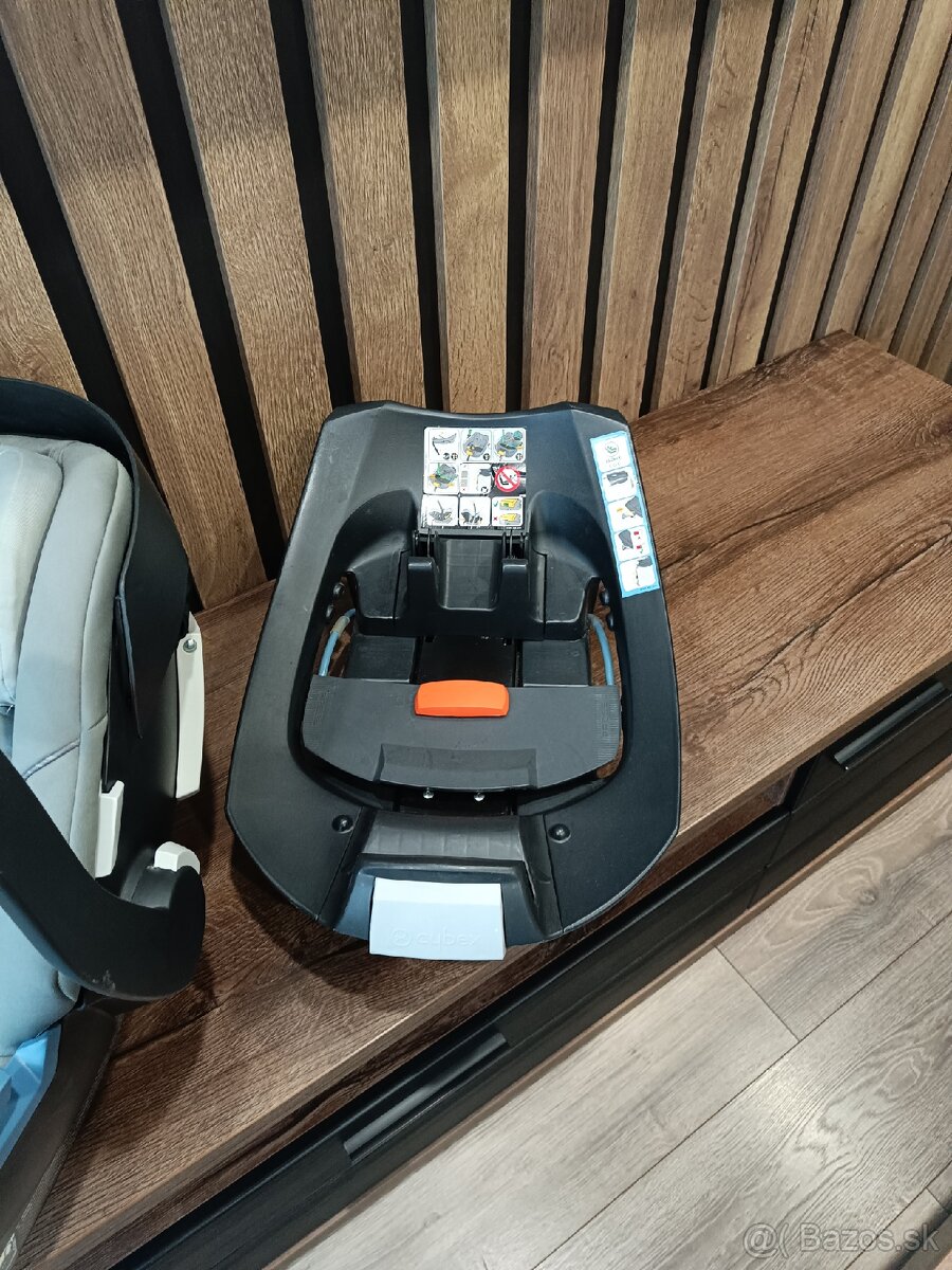 Autosedačka Cybex s Isofixom - 2