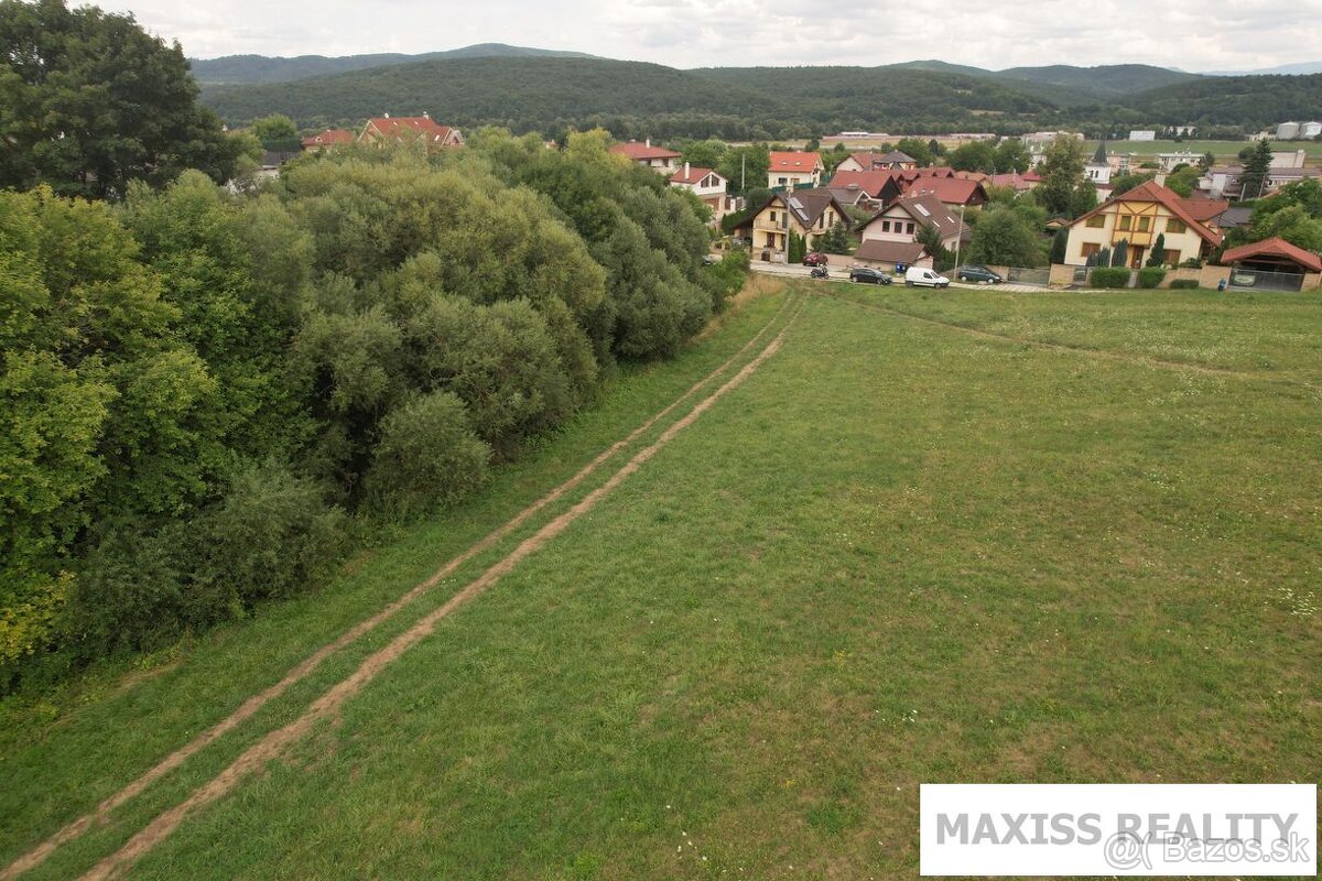 Stavebné pozemky v Rakytovciach, 11.182 m2 - 2