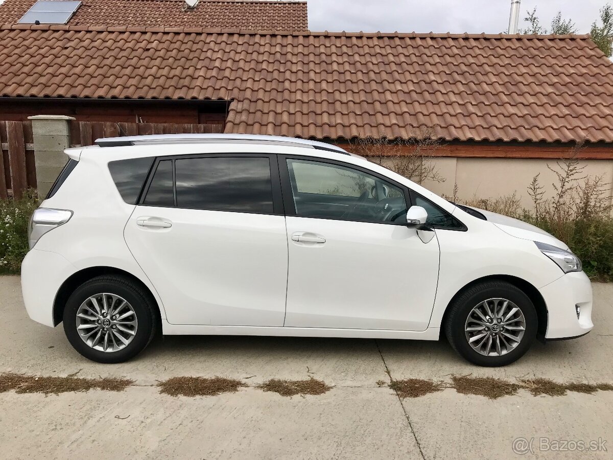 TOYOTA VERSO 1.8 Benzin - 2